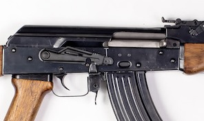 AK-Master-MounT-Enhanced-Safety-Lever-10